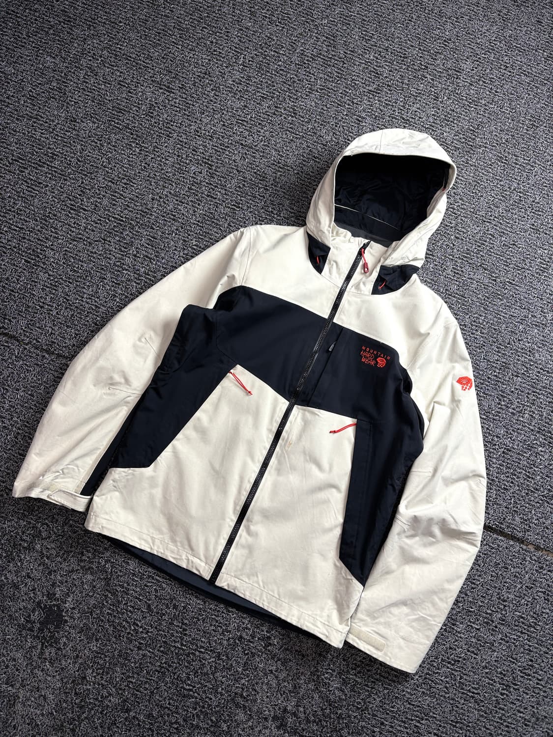 마운틴 하드웨어 USA 배색 마운틴 자켓 2861 상품이미지1