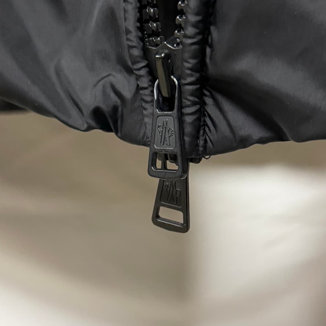 [S급/7] 몽클레어 몽클라 블랙와펜 패딩 상품이미지8