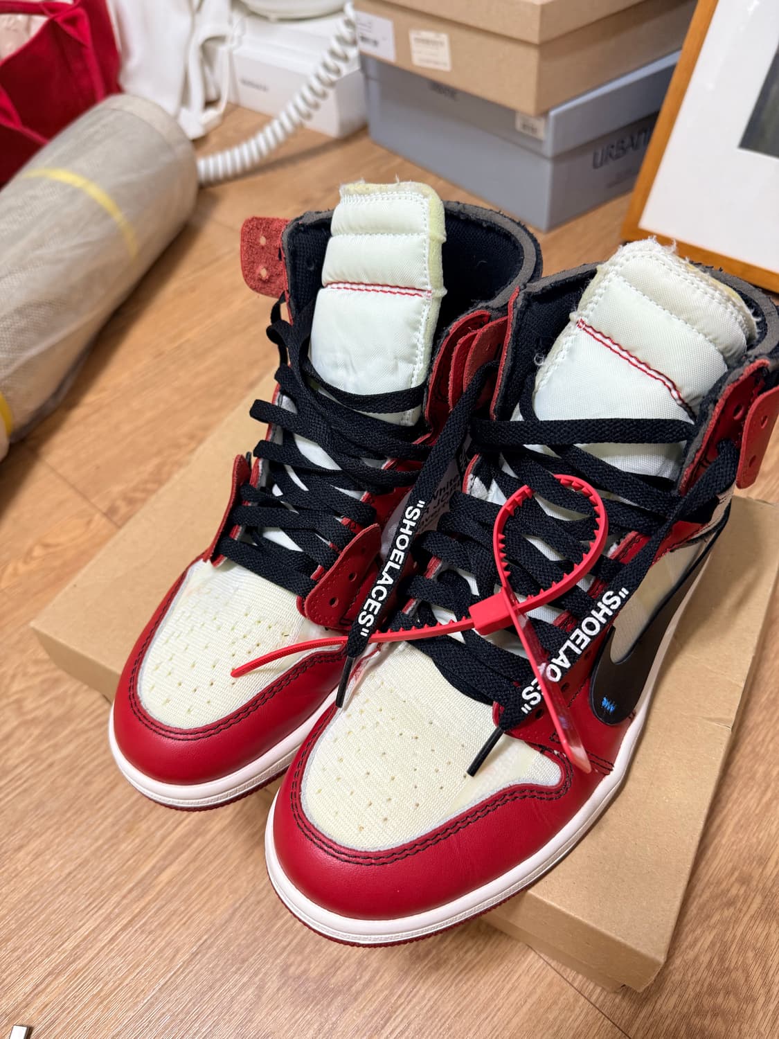 [260] 조던 1 x 오프화이트 레트로 하이 시카고 더 텐 상품이미지1