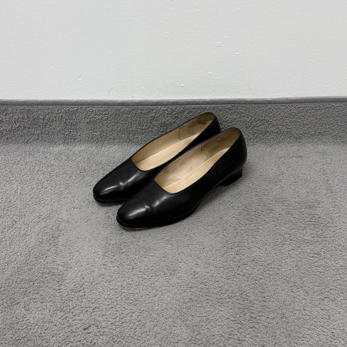 90s Margaret Howell mid heel pumps 상품이미지1