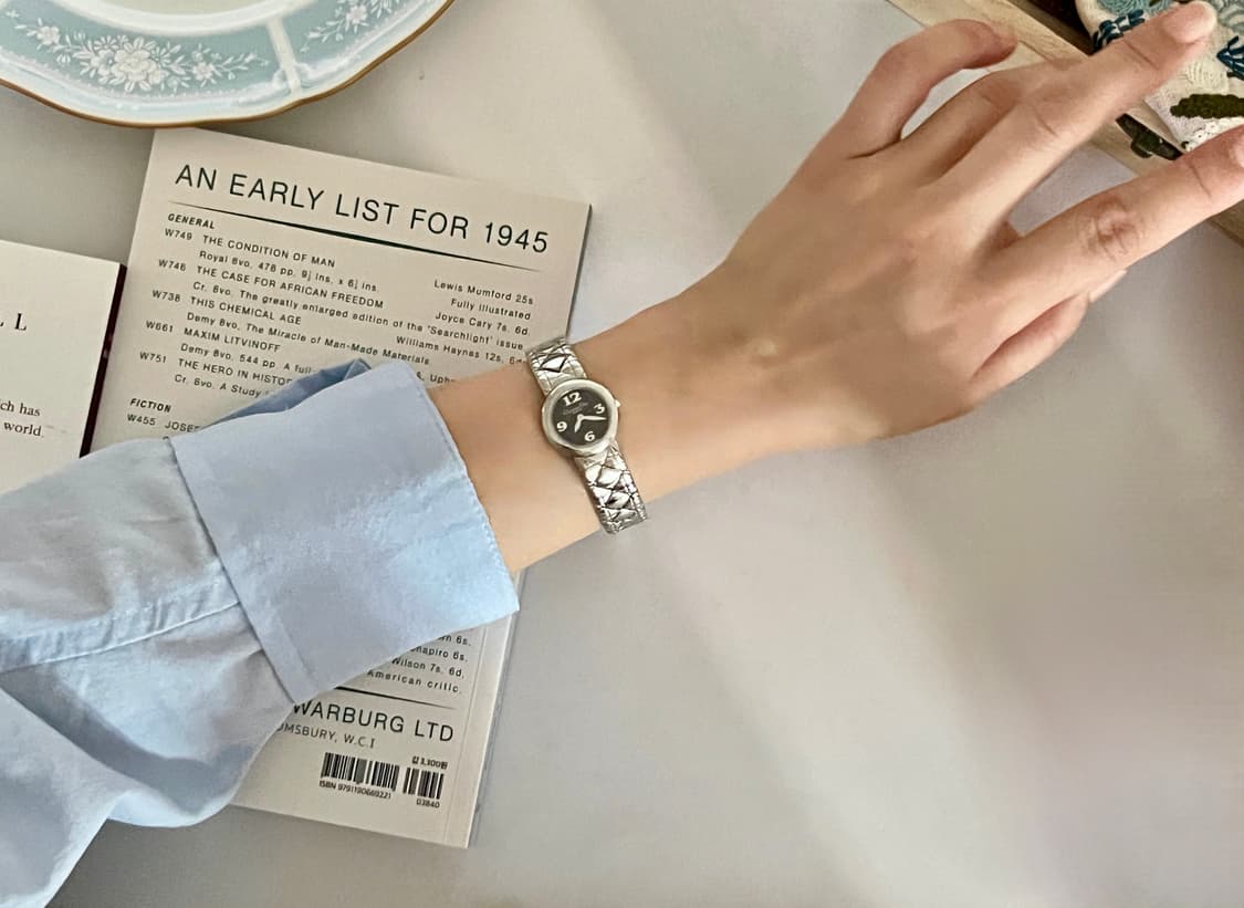Christian Dior  까나쥬 패턴 브레이슬릿 블랙 다이얼 디올 시 상품이미지9