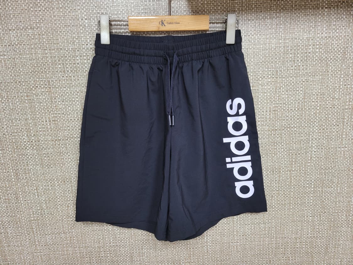 M사이즈 아디다스 반바지 런닝 운동 헬스 상품이미지1
