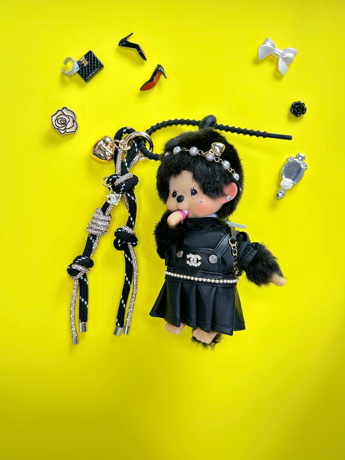 (20)정품몬치치🖤💛  블랙+골드 커스텀키링 상품이미지7