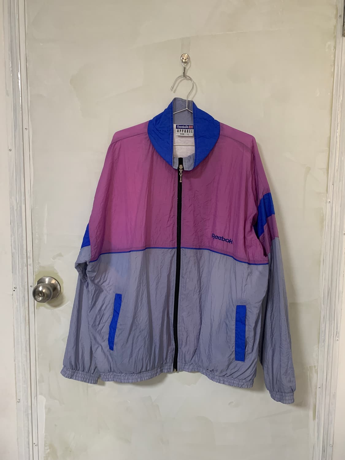 리복 어페럴 투톤 올드스쿨 바람막이 상품이미지3