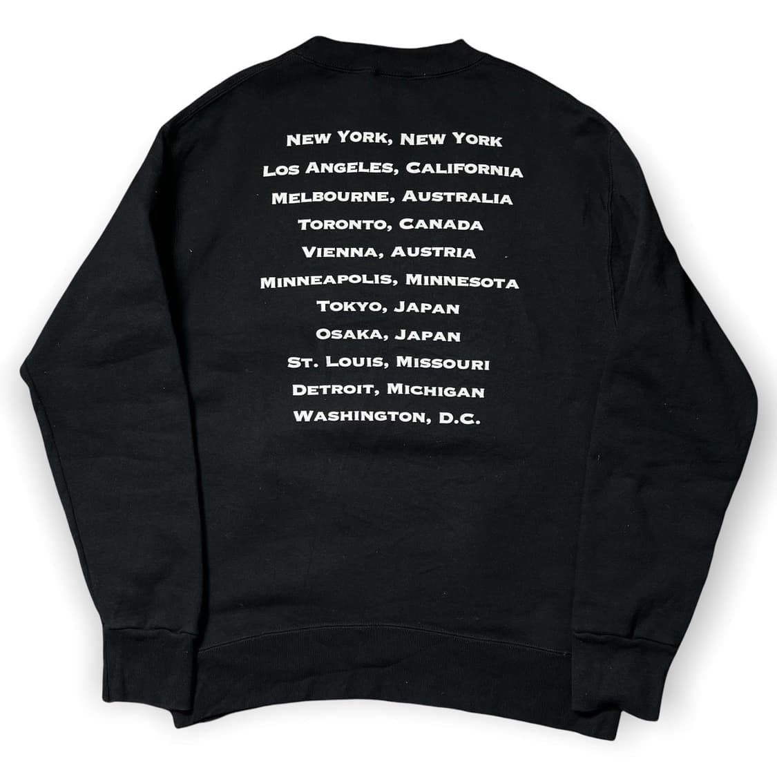 90’s 디즈니 미녀와야수 뮤지컬 투어 스웻셔츠 상품이미지5