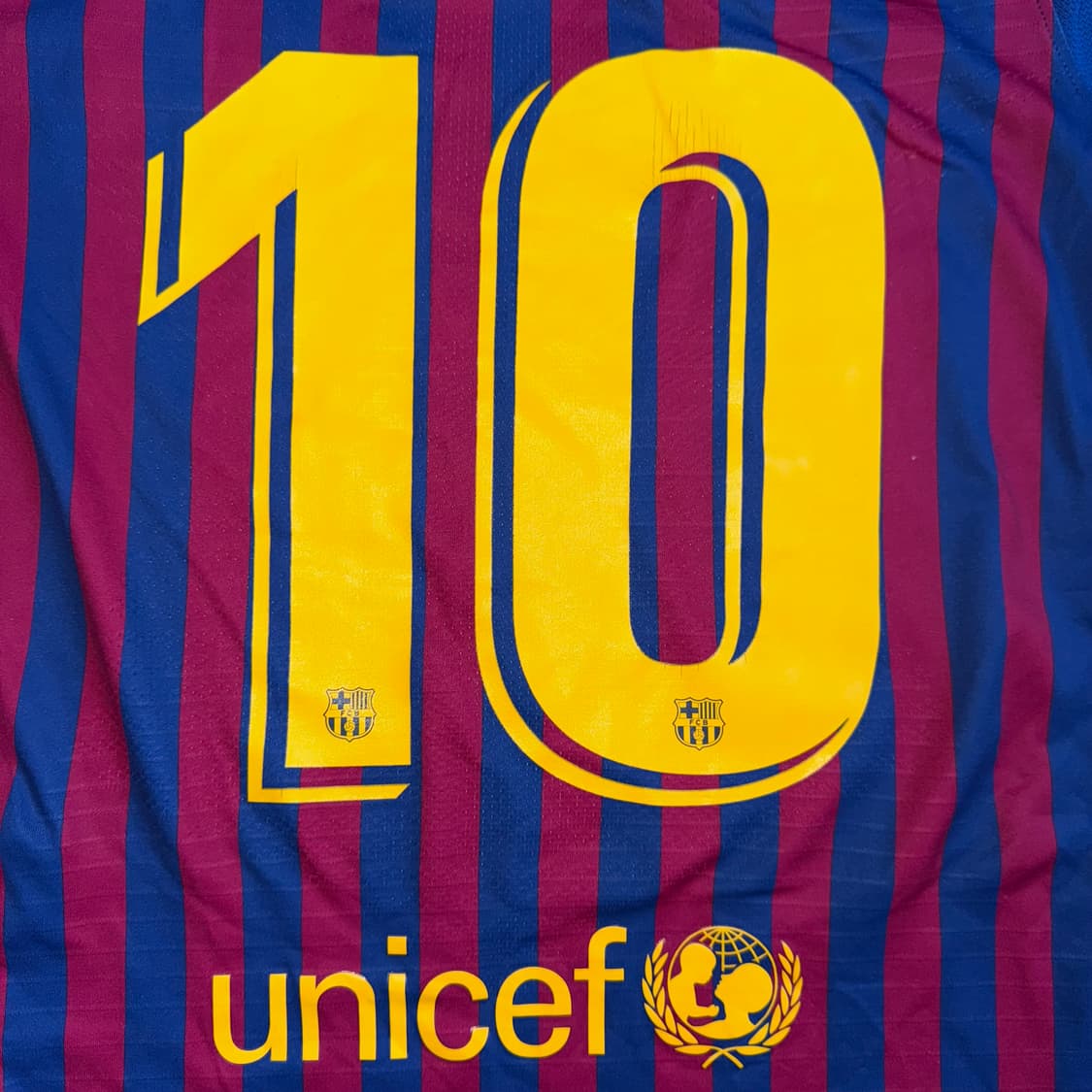 18-19 나이키 바르셀로나 어센틱 홈 유니폼 #10 메시 상품이미지7