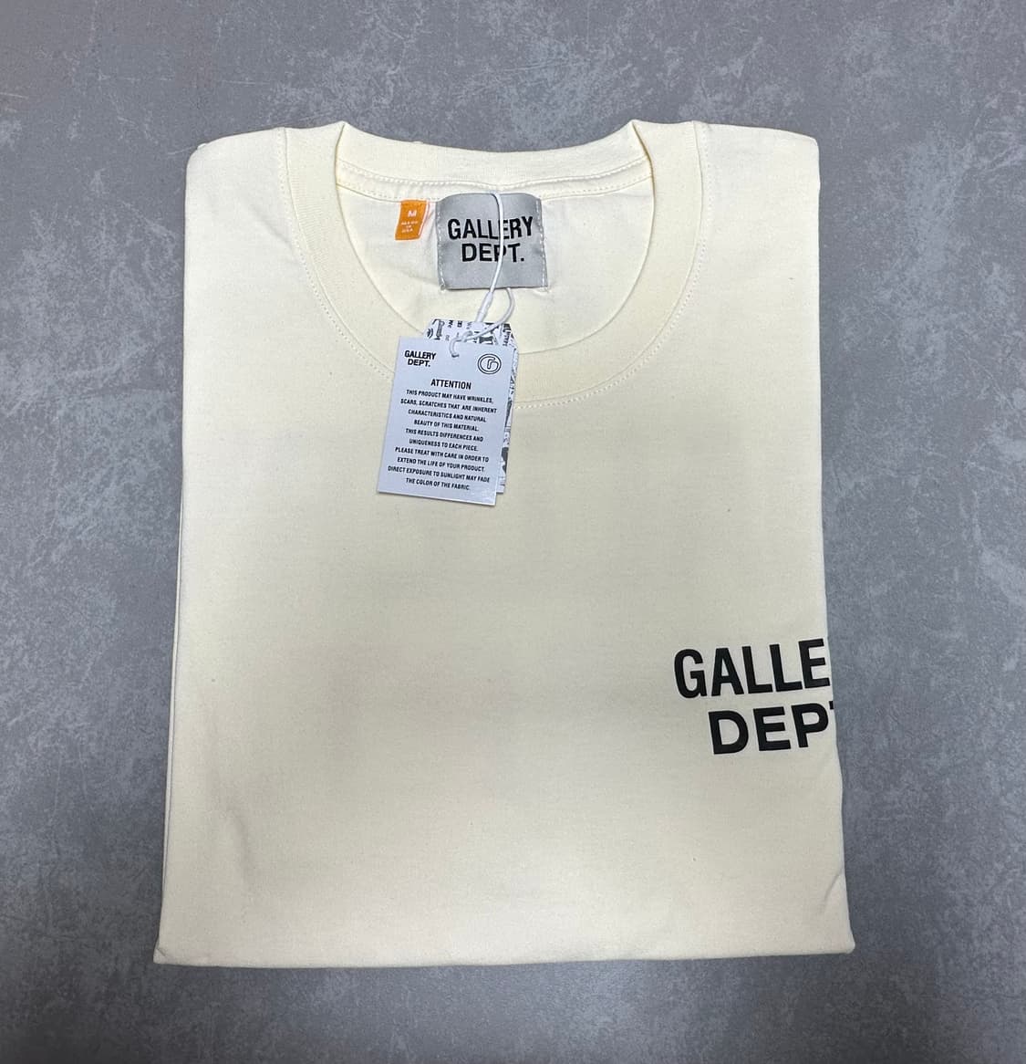 갤러리디파트먼트 수베니어 크림 반팔 상품이미지9