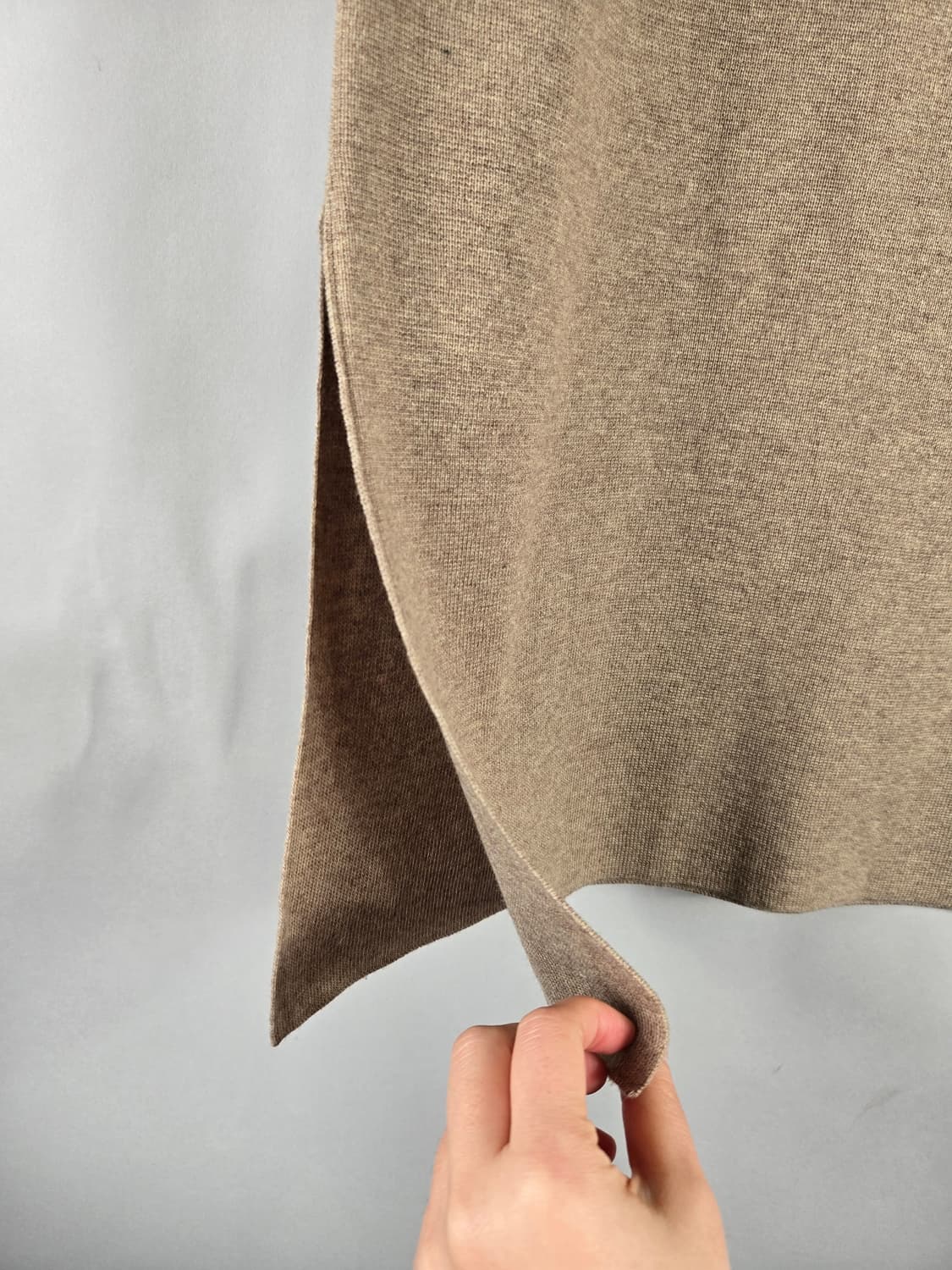 [무료배송]무신사스탠다드 L 여성 울 혼방 니트 롱 스커트 베이지 치마 상품이미지4