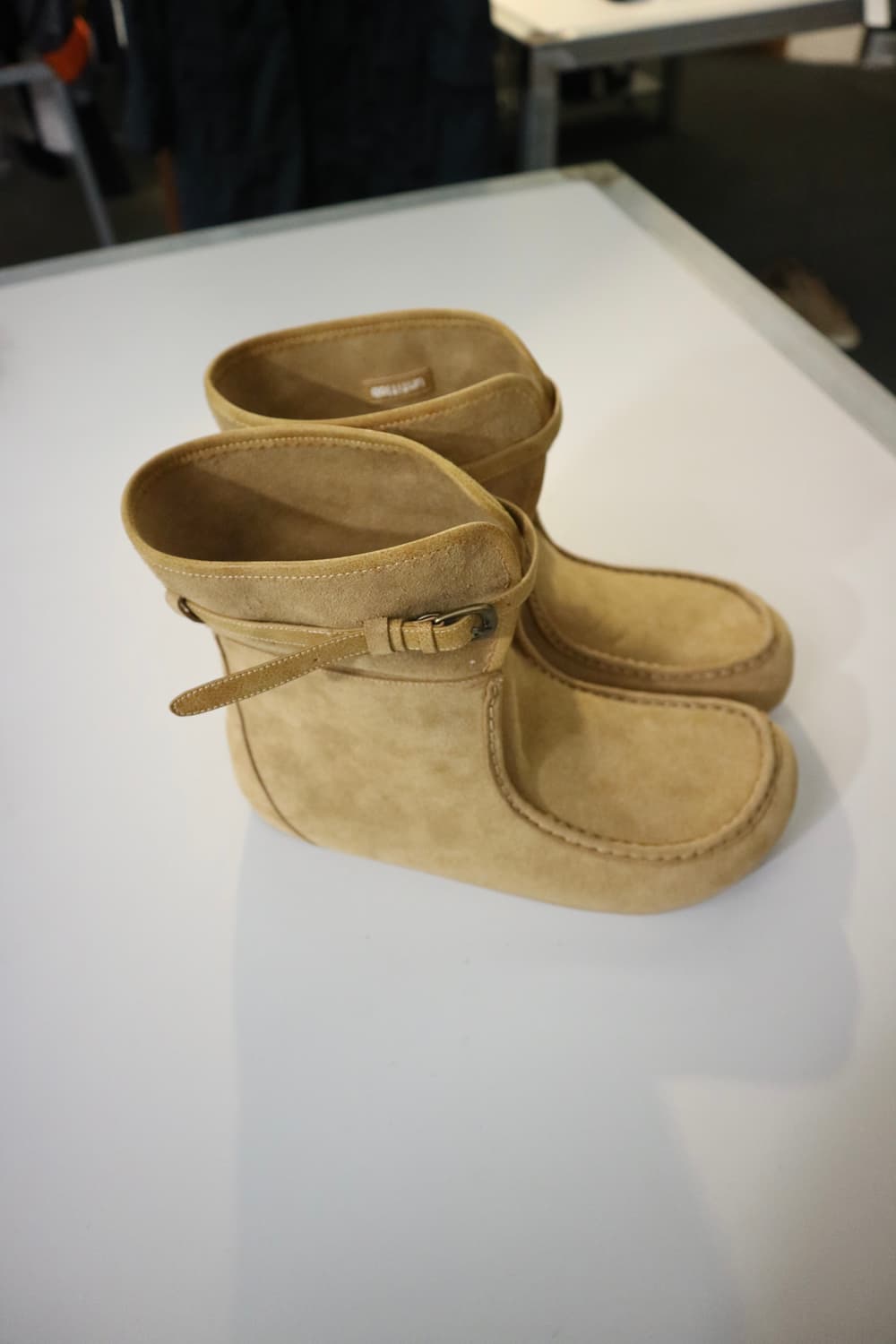 [UNTITLAB] Suede Moc Boots 상품이미지3