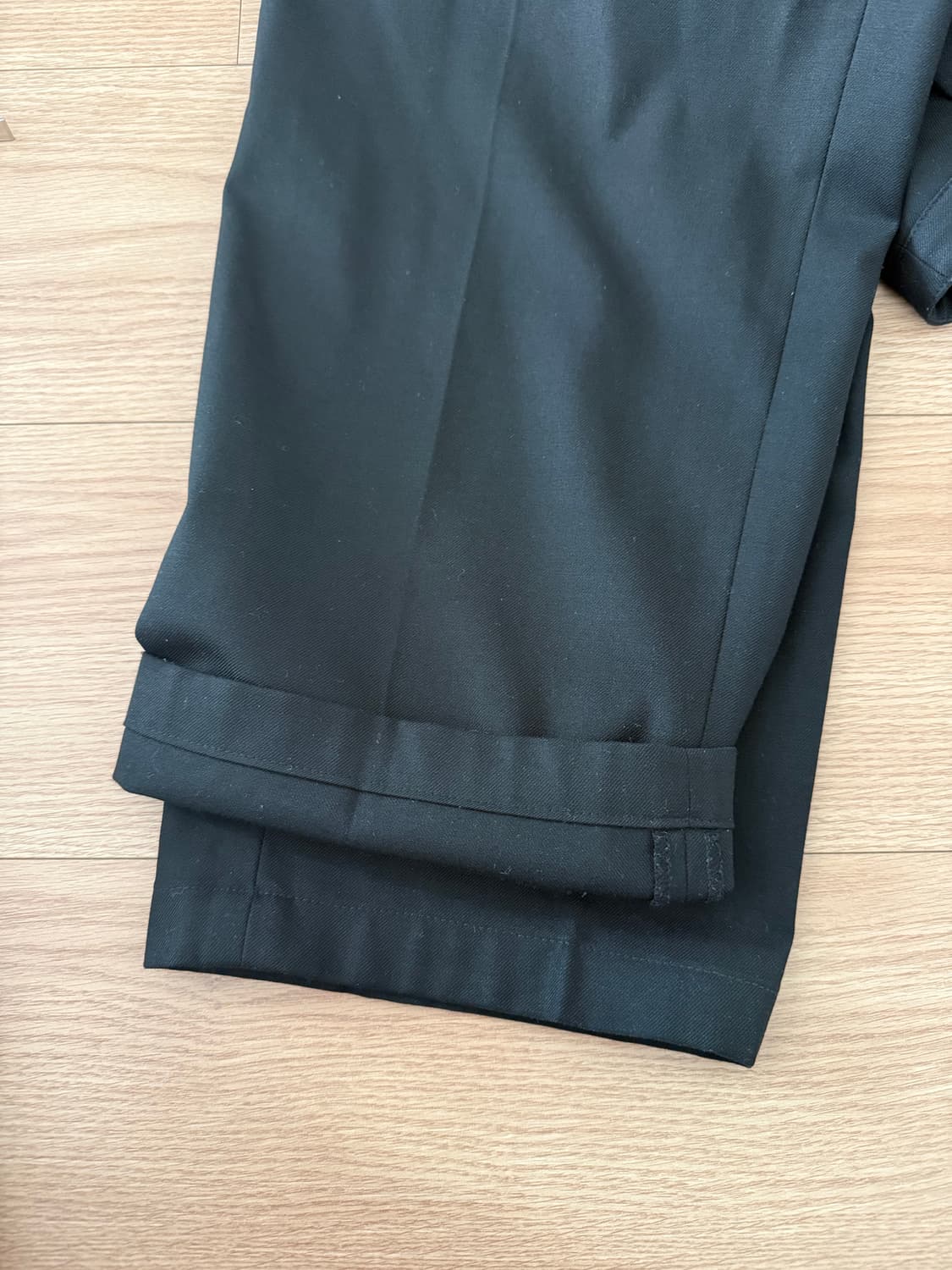 ETHOS 에토스 핀턱 트라우저 블랙 스몰 상품이미지5