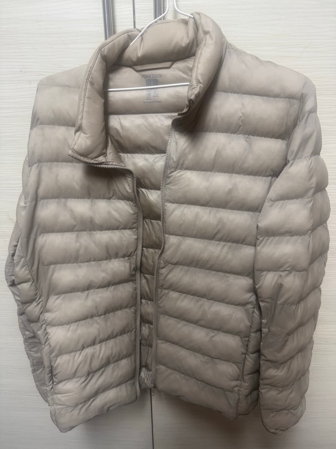 유니클로 경량패딩 상품이미지1