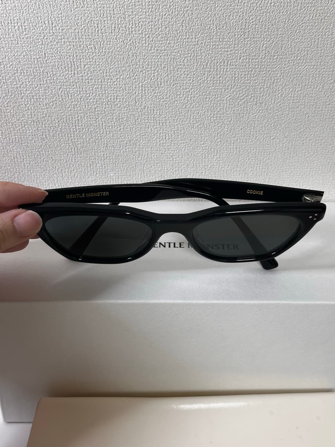 젠틀몬스터 쿠키 01 블랙 선글라스 상품이미지4