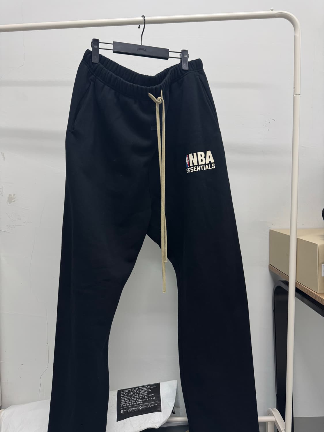 피어오브갓NBA 에센셜 블랙 라운지핏 스웻팬츠 xl 상품이미지1