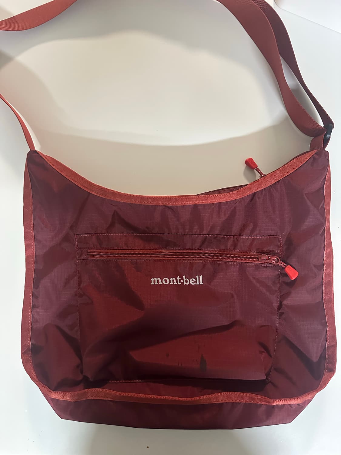몽벨 라이트 웨이트 숄더백 M 상품이미지1
