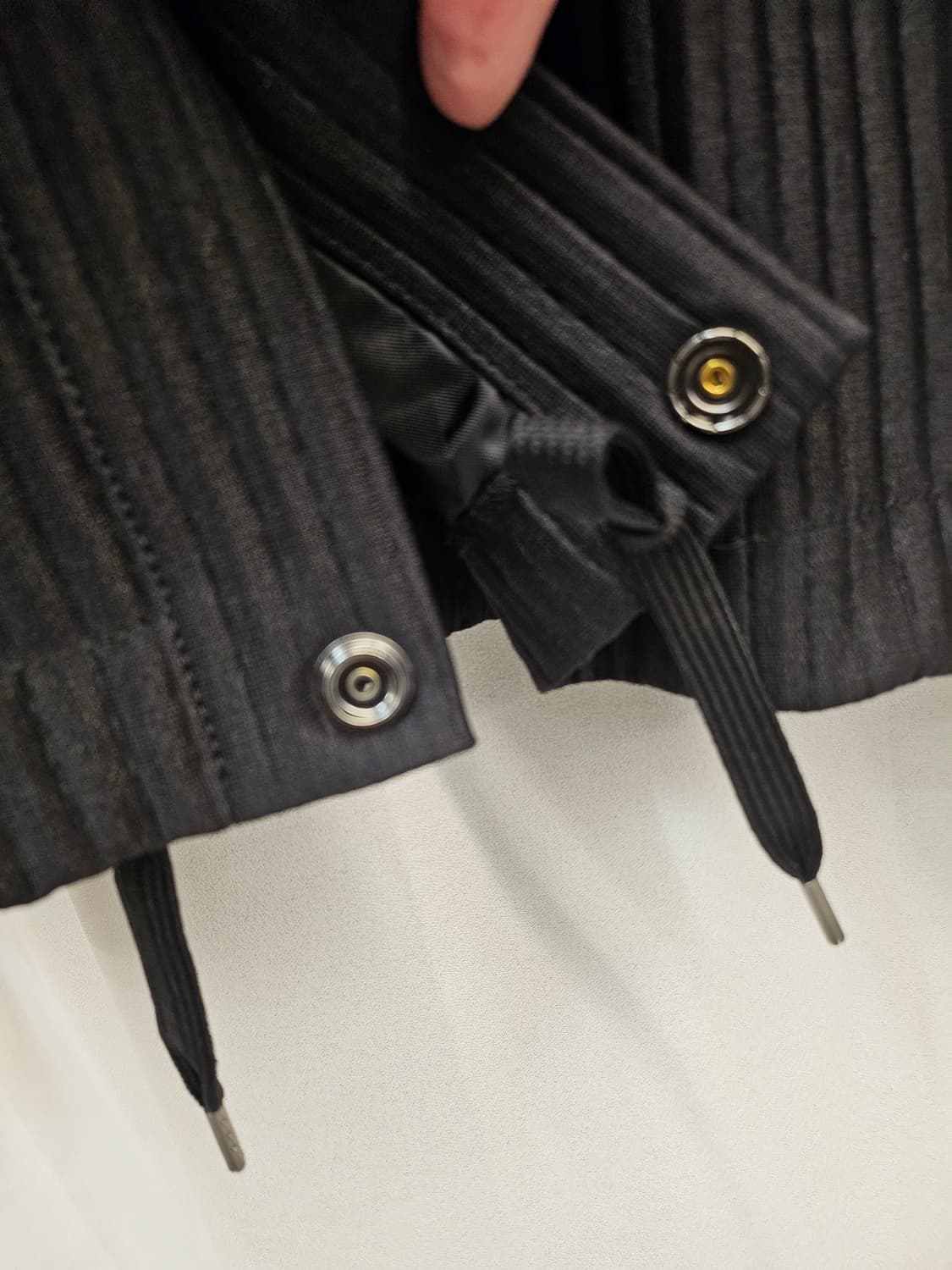 시스템옴므 SYSTEM 남성 플리츠 블랙 셋업 95 상품이미지5