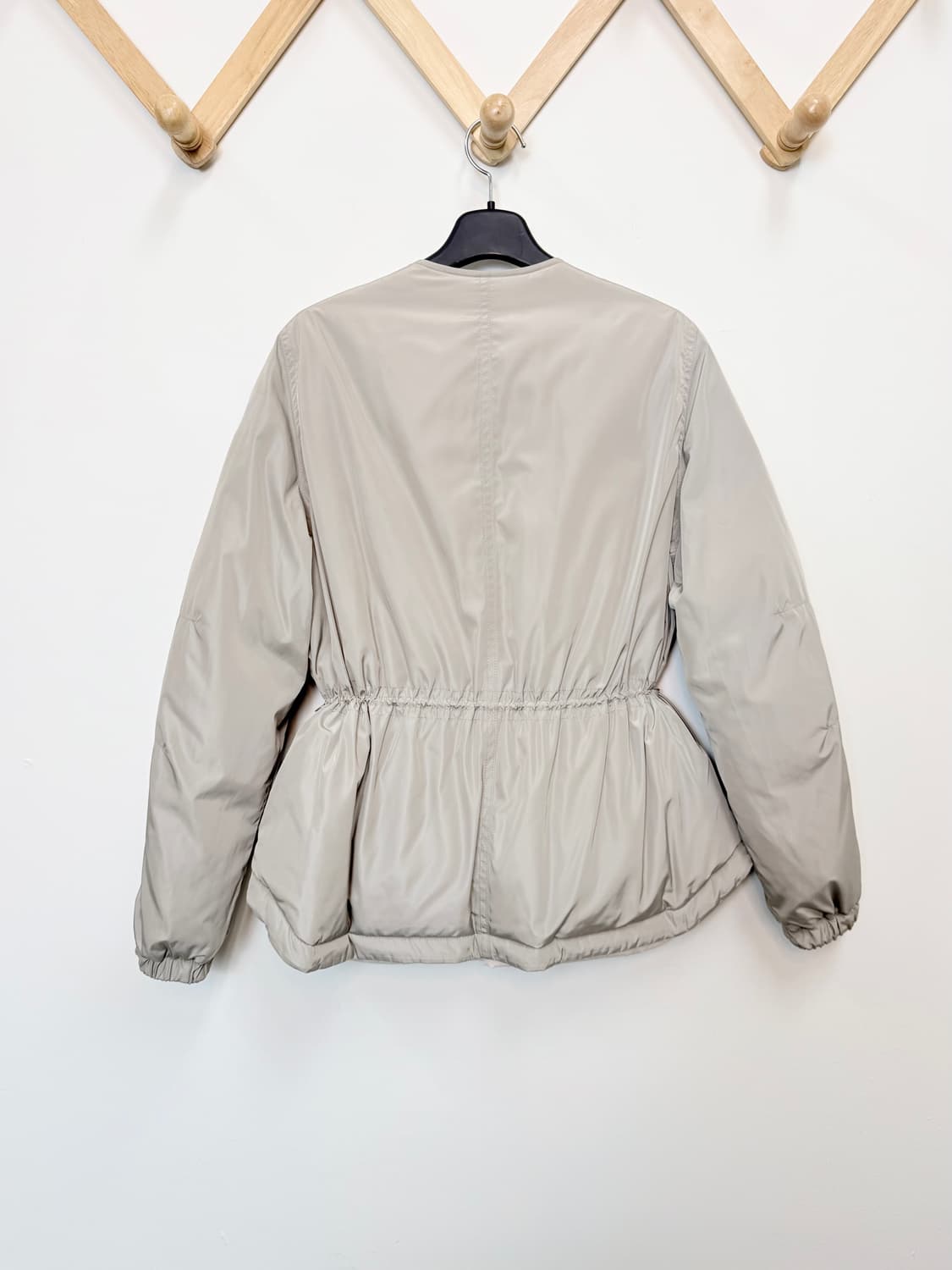 구호 KUHO 리버시블 구스패딩 상품이미지3