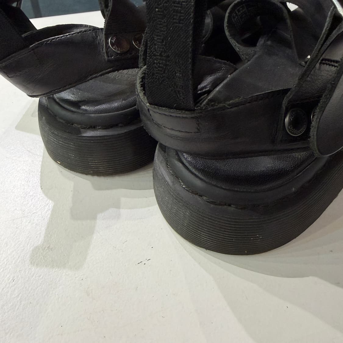 [260mm] 닥터마틴 그리폰 샌들 상품이미지6