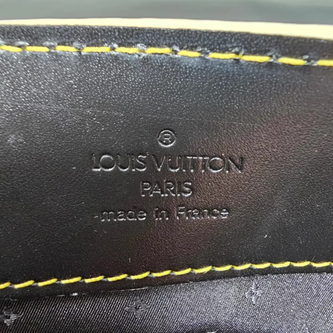 루이비통 수할리 레더 스터드 토트백 숄더백 상품이미지6