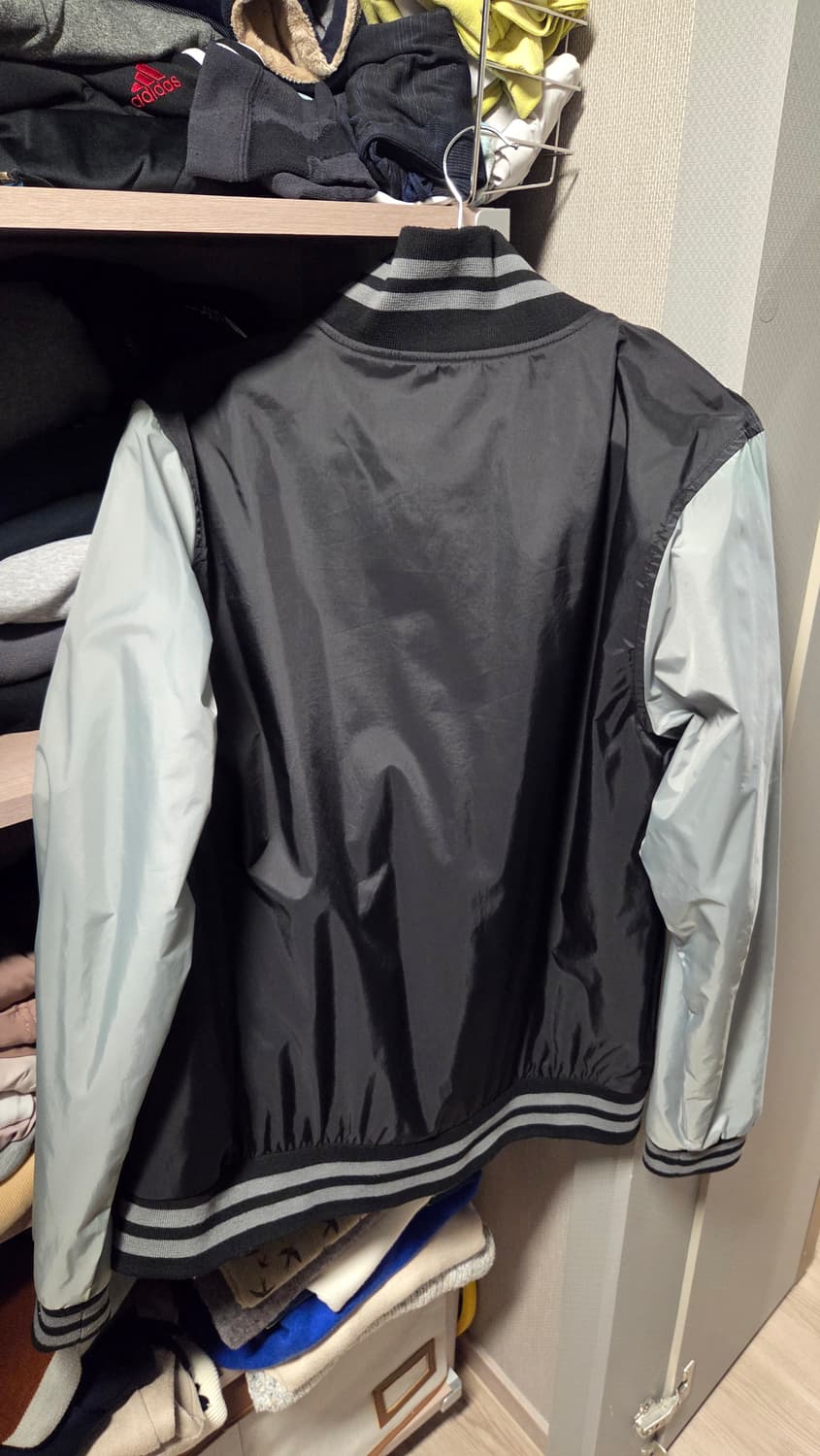 오베이 스타디움 자켓 상품이미지2