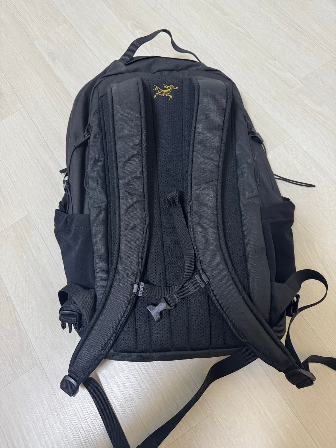 아크테릭스 멘티스 26 블랙 백팩 가방 판매합니다 상품이미지2