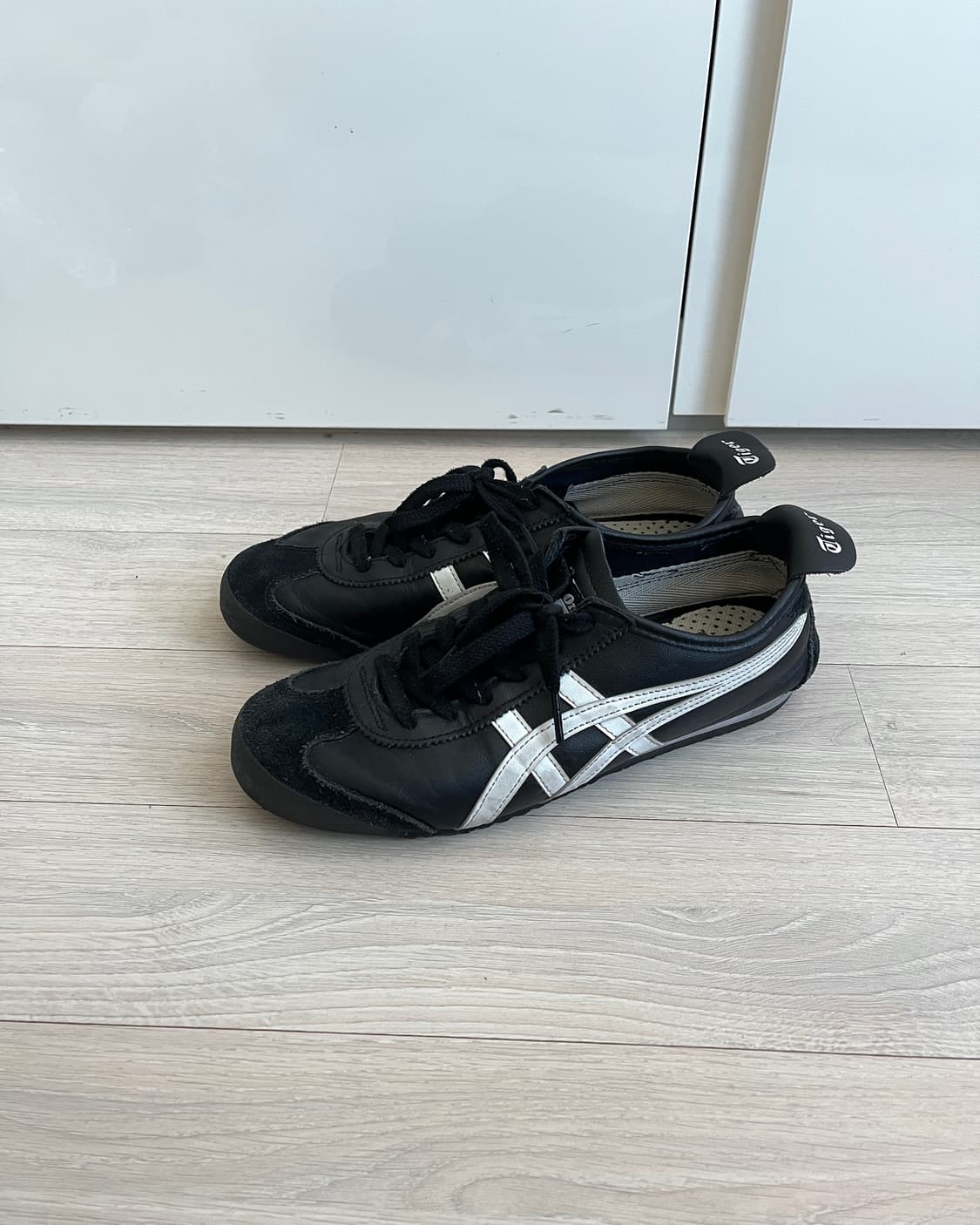 오니츠카 타이거 맥시코 66 블랙 상품이미지2