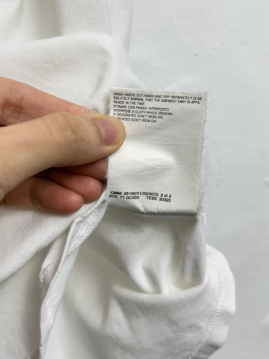 DSQUARED2 Maple Leaf Distressed Graphic  상품이미지7