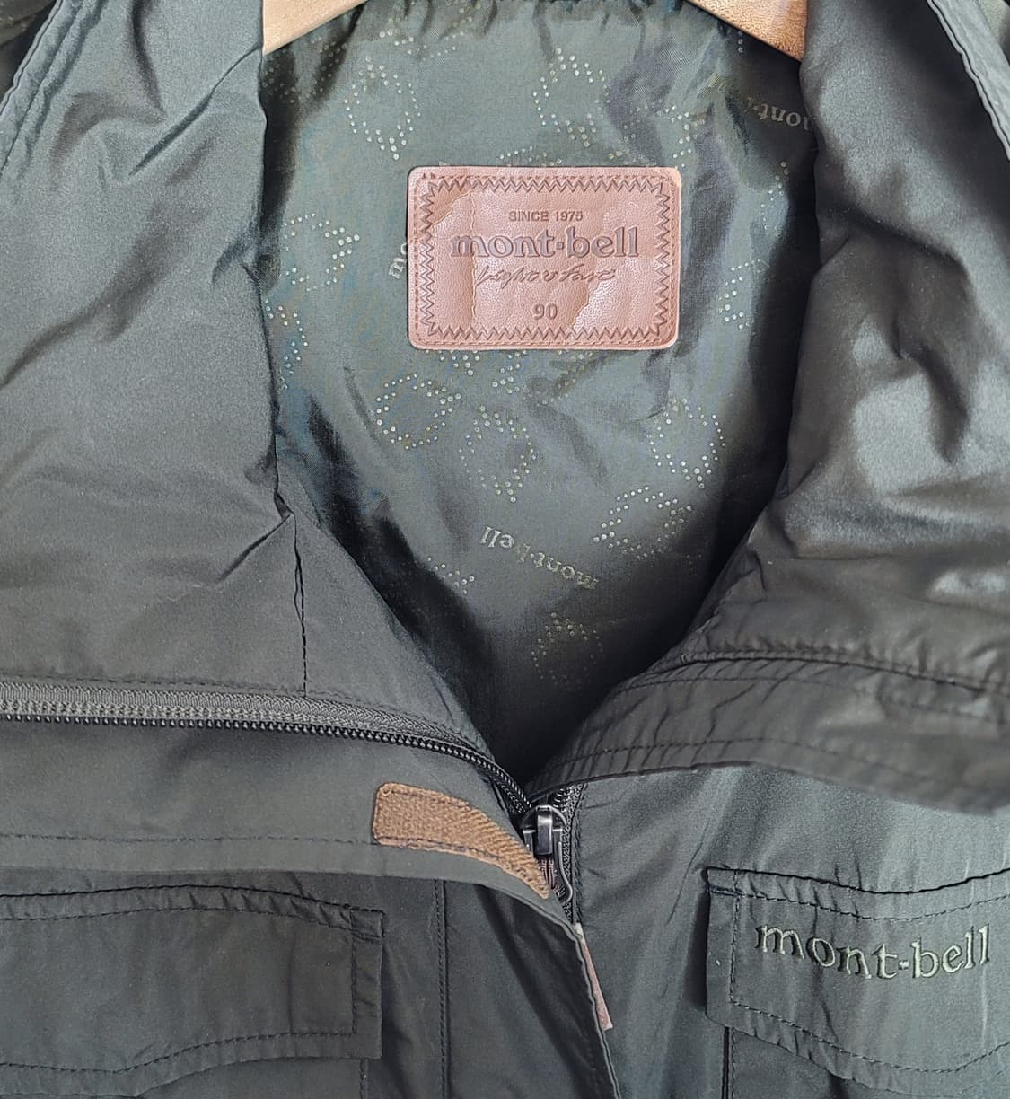 몽벨(mont-bell, 여성용) 후드 바람막이자켓(점퍼) 판매 상품이미지7