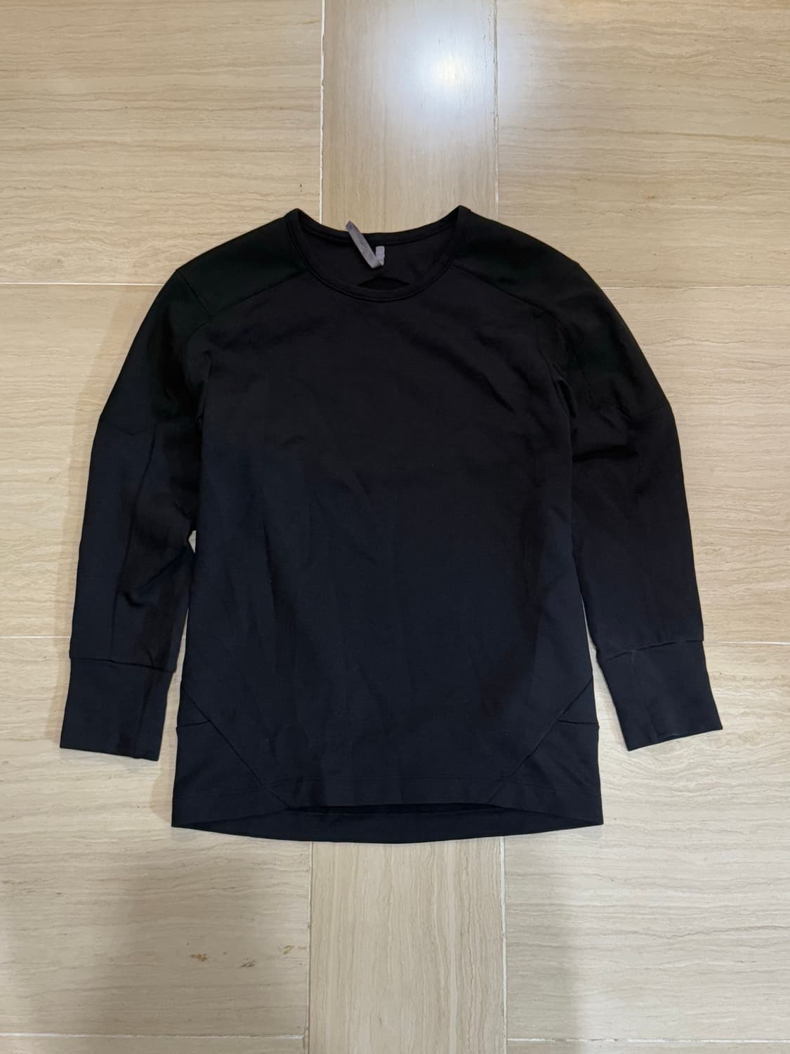 아크테릭스 베일런스(Arc'teryx Veilance) 기능성 롱 슬리브 상품이미지1