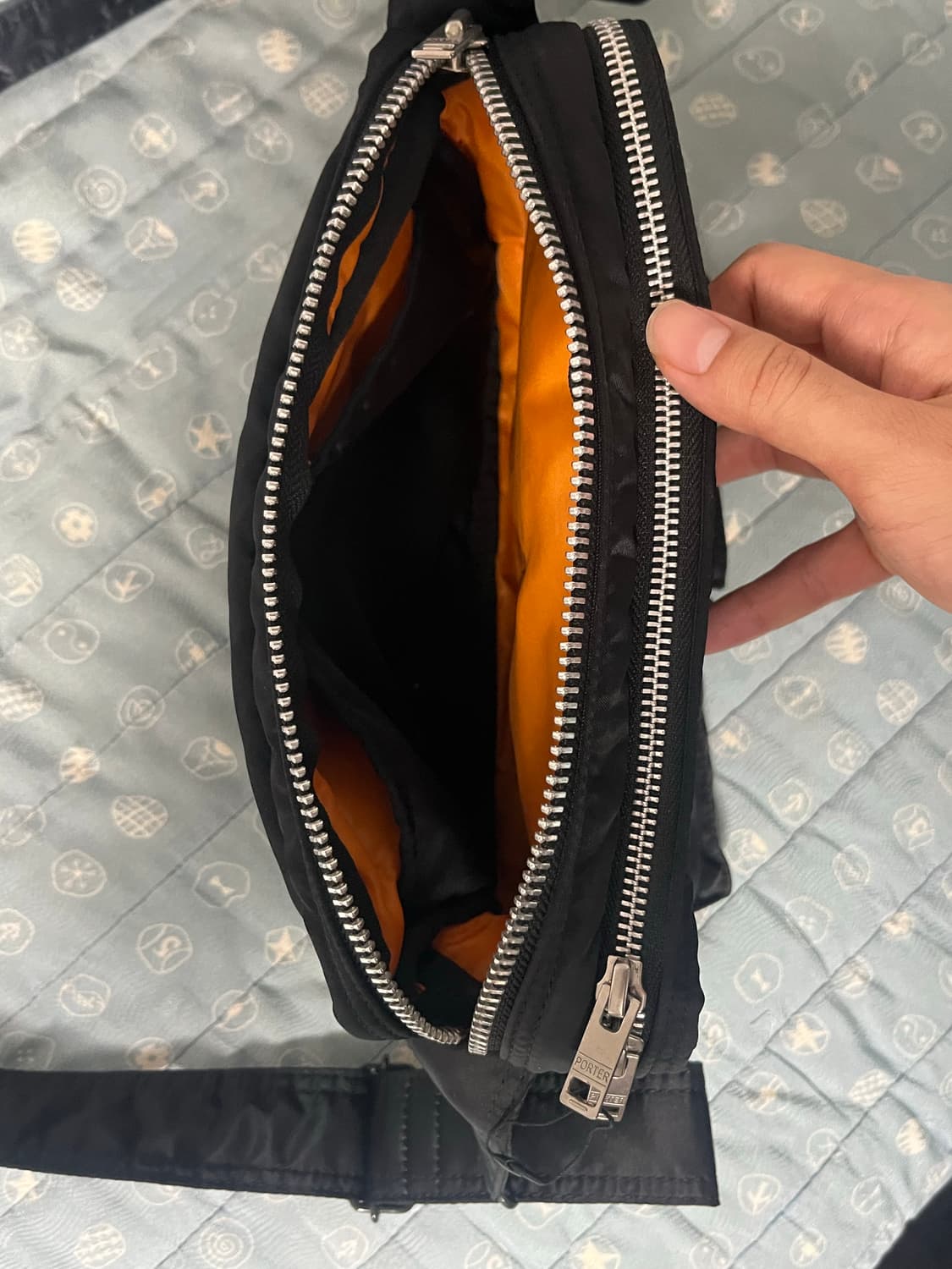 포터 탱커 숄더백 스몰 블랙 상품이미지6