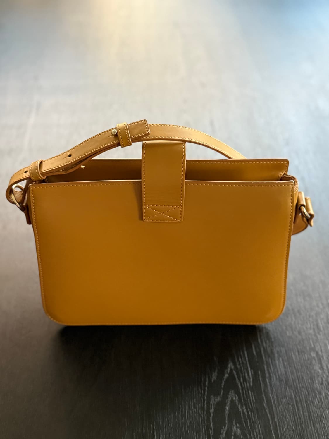 A.P.C. 아페쎄 Albane 알반백 현아백 상품이미지6