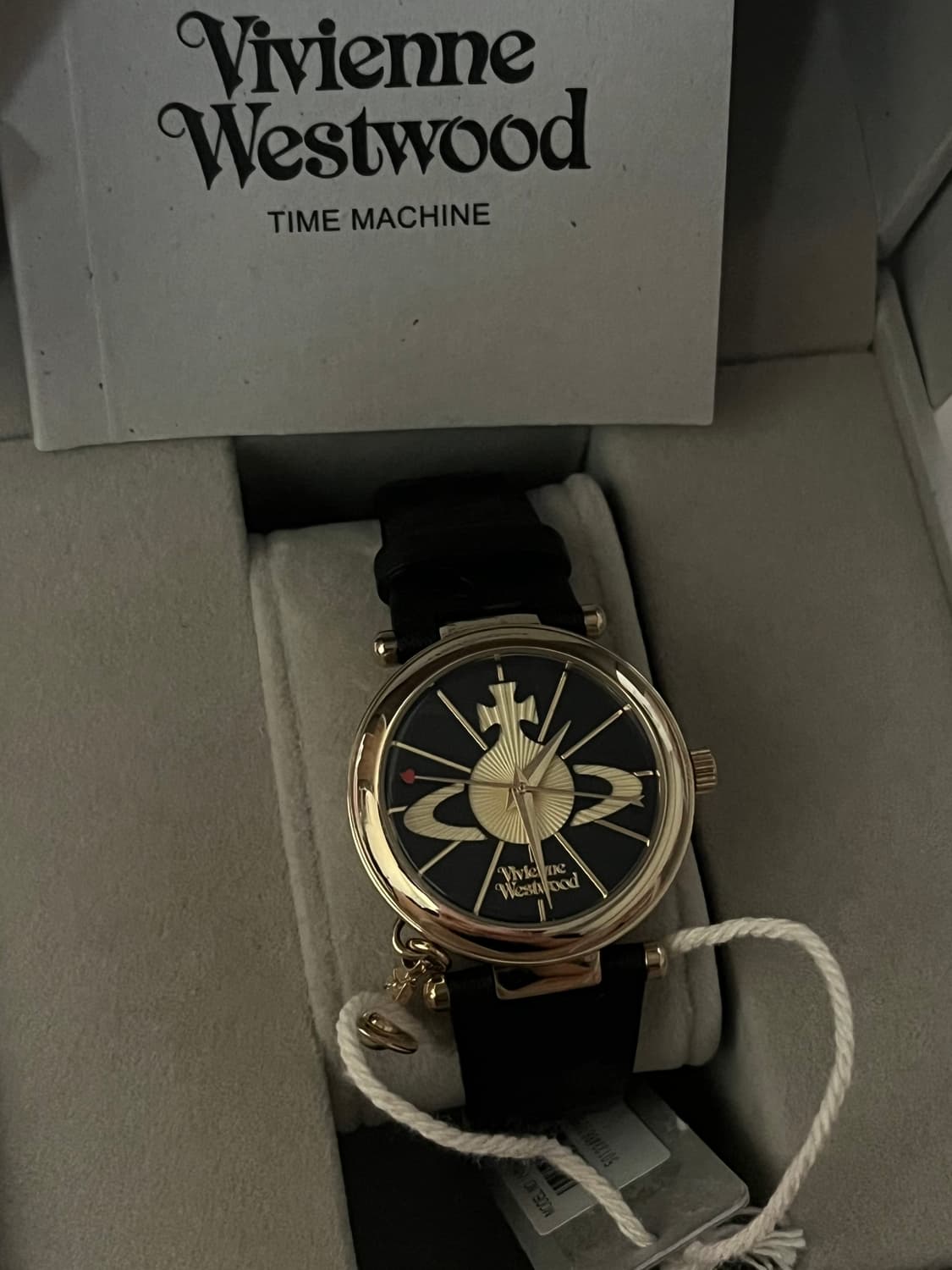 비비안웨스트우드 블랙 시계 상품이미지6
