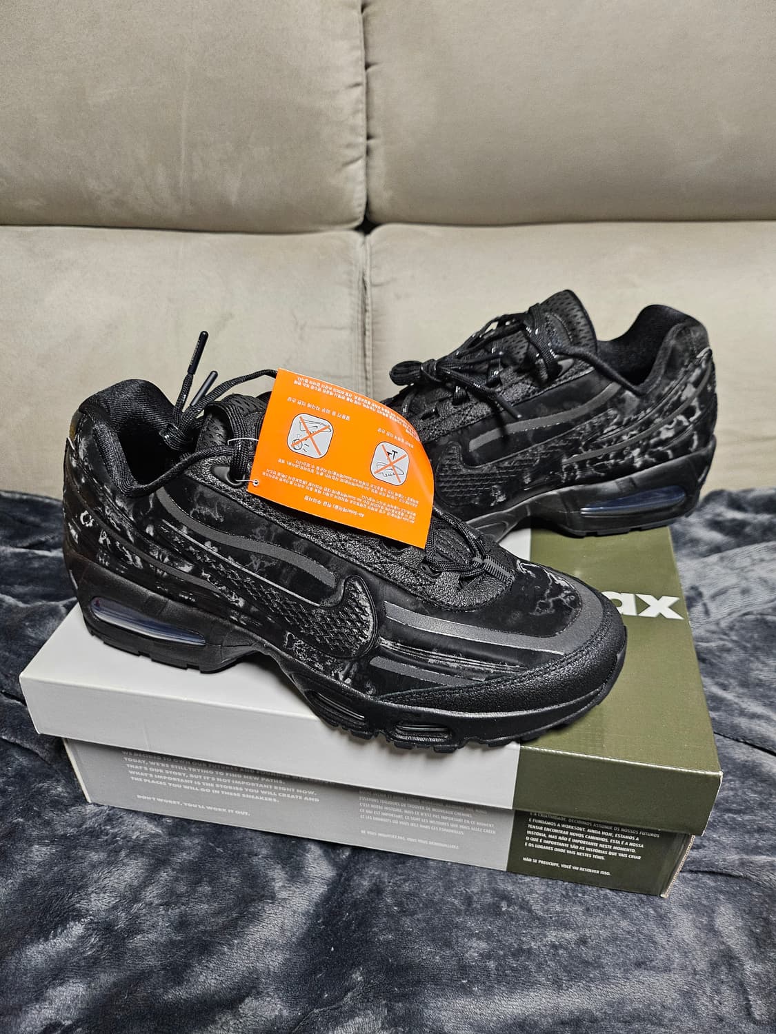 나이키 웍스아웃 콜라보 에어맥스95 블랙 새상품 상품이미지1