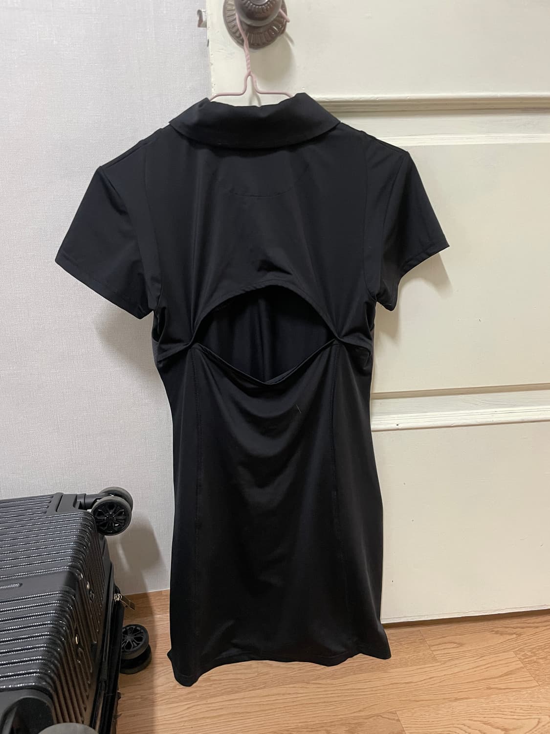 디퍼런트 이즈 오케이 테크니컬 원피스 상품이미지3