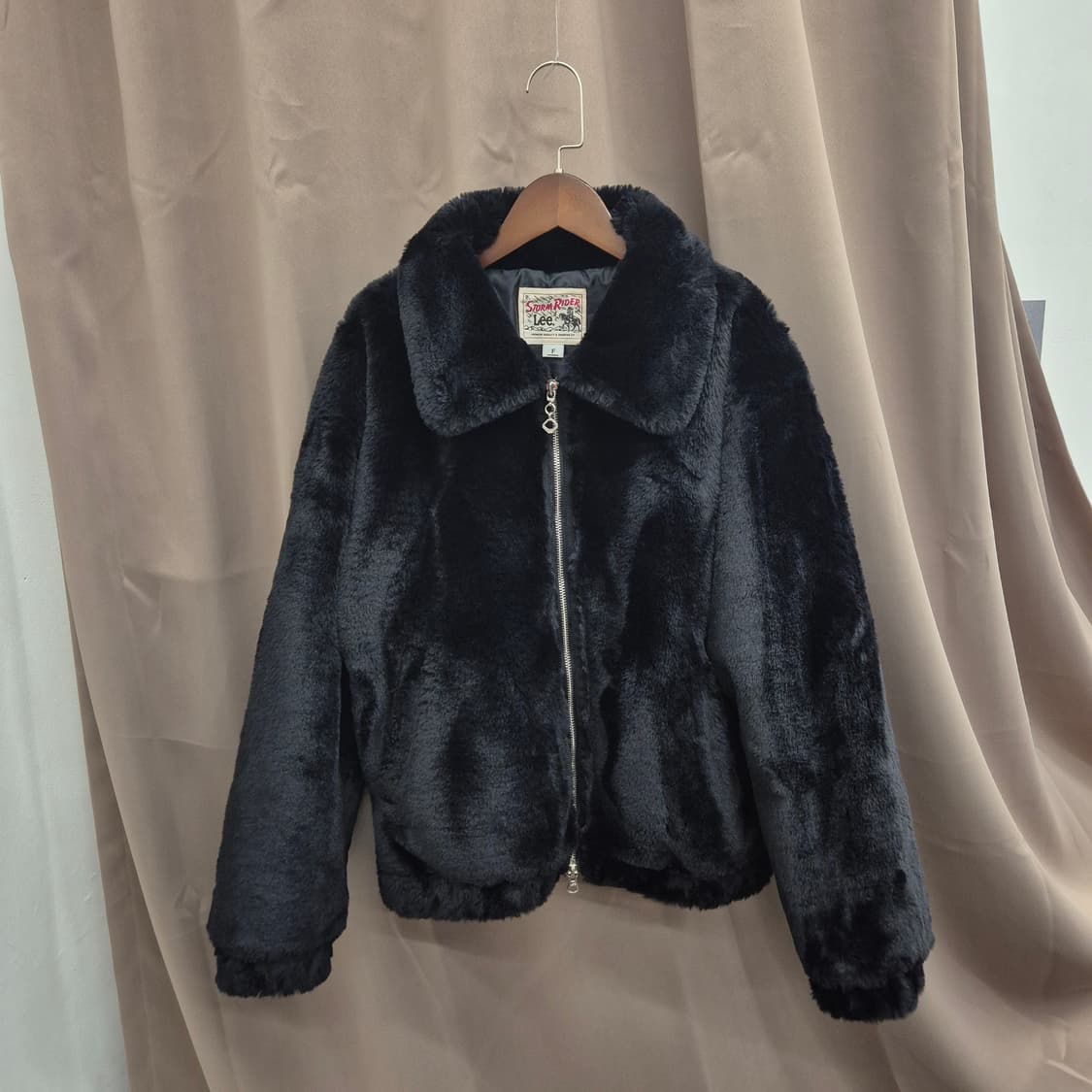 LEE 우먼 페이크 퍼 자켓 상품이미지1