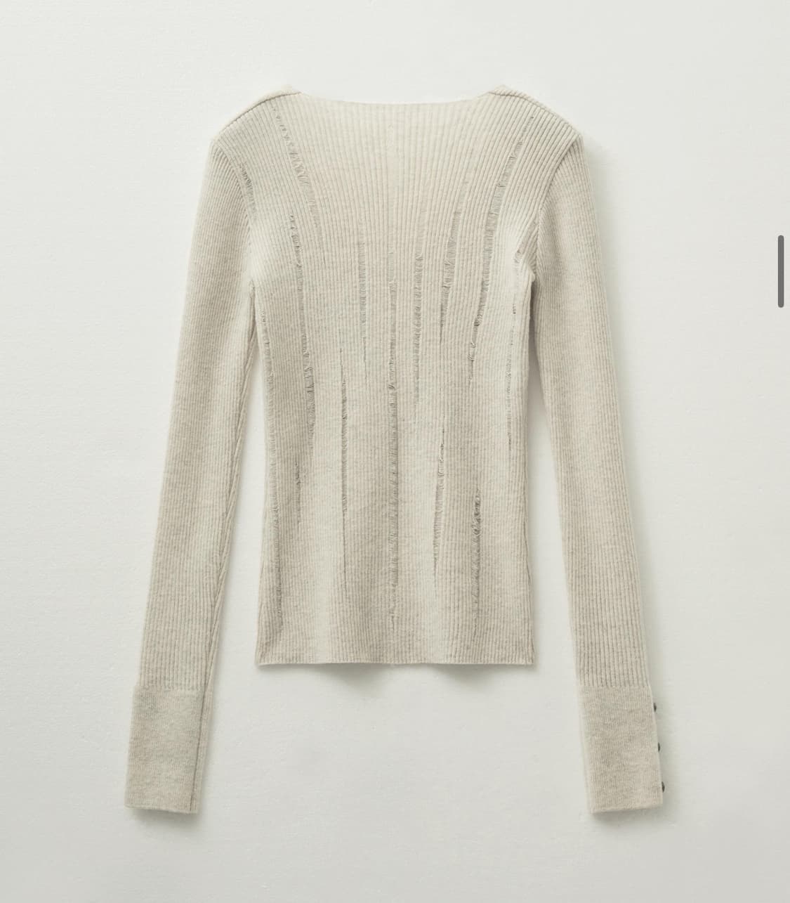 데미지 브이넥 니트 상품이미지3