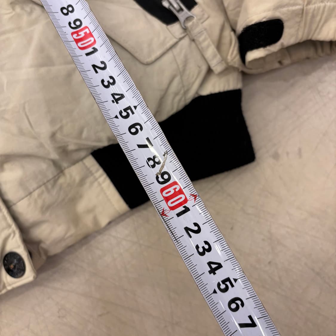 블랙야크 덕다운 아이보리 패딩 상품이미지4