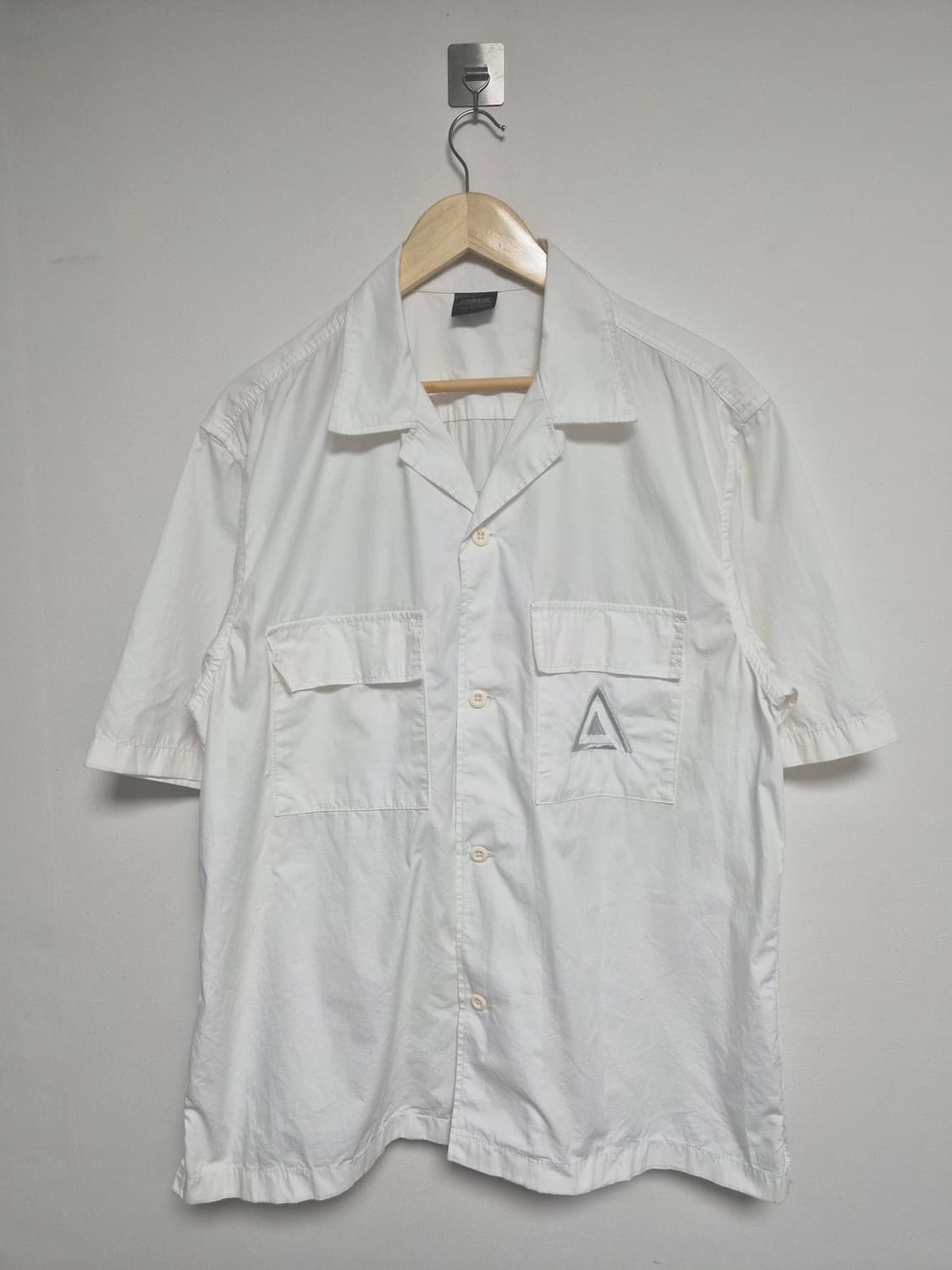 GU x 공각기동대 빅로고 반팔 화이트 셔츠 L - S404 상품이미지1