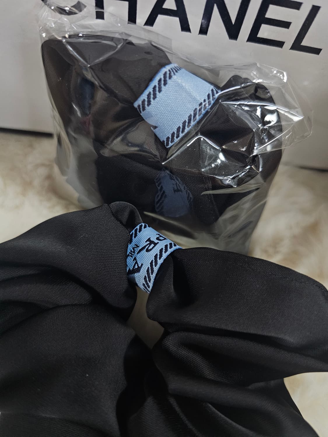 프라다 고급 헤어슈슈 곱창 상품이미지5