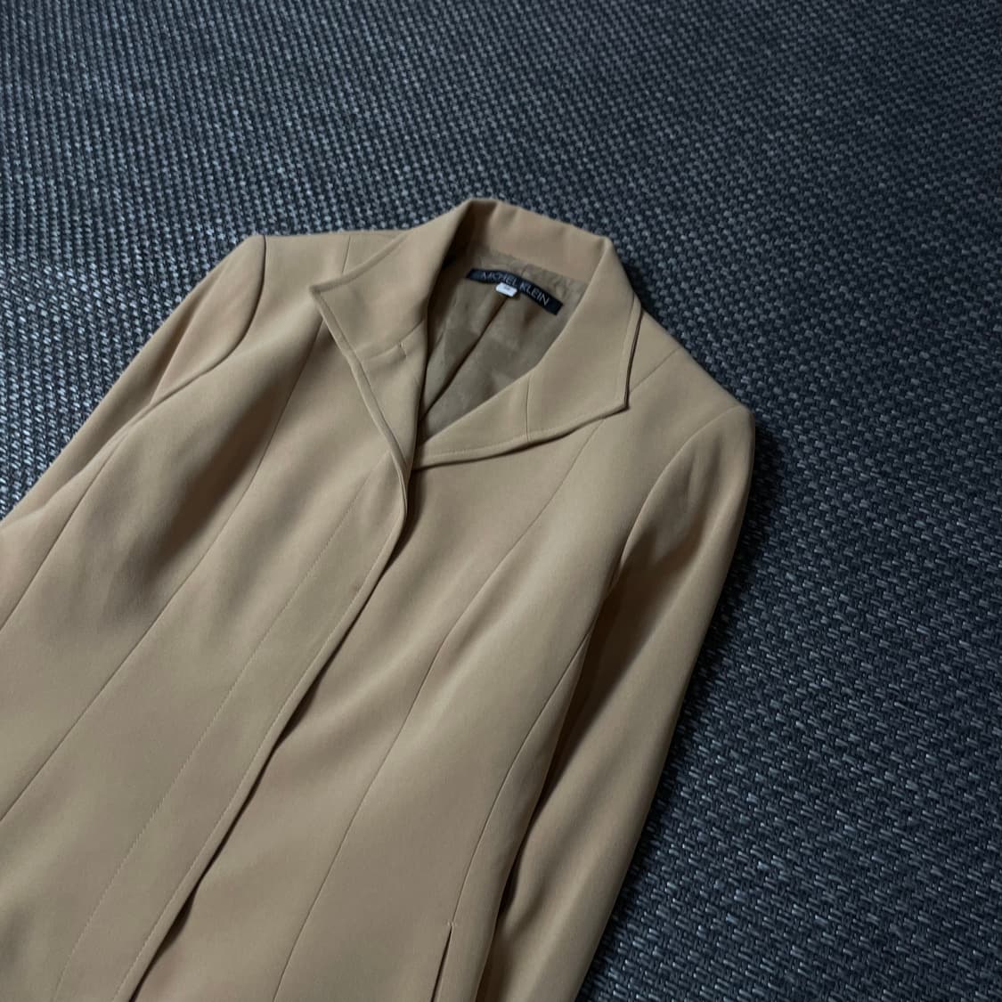 미쉘클랑 베이지 폴리 심플 숏 자켓 40 상품이미지6