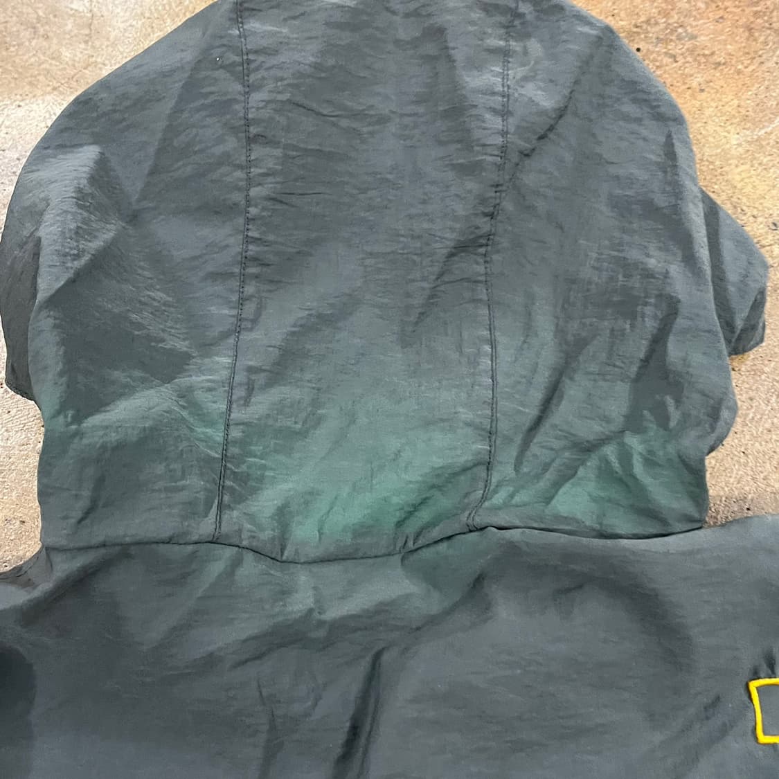 [정품/M] 내셔널지오그래픽 후드 바람막이 점퍼 카키 b17 상품이미지8