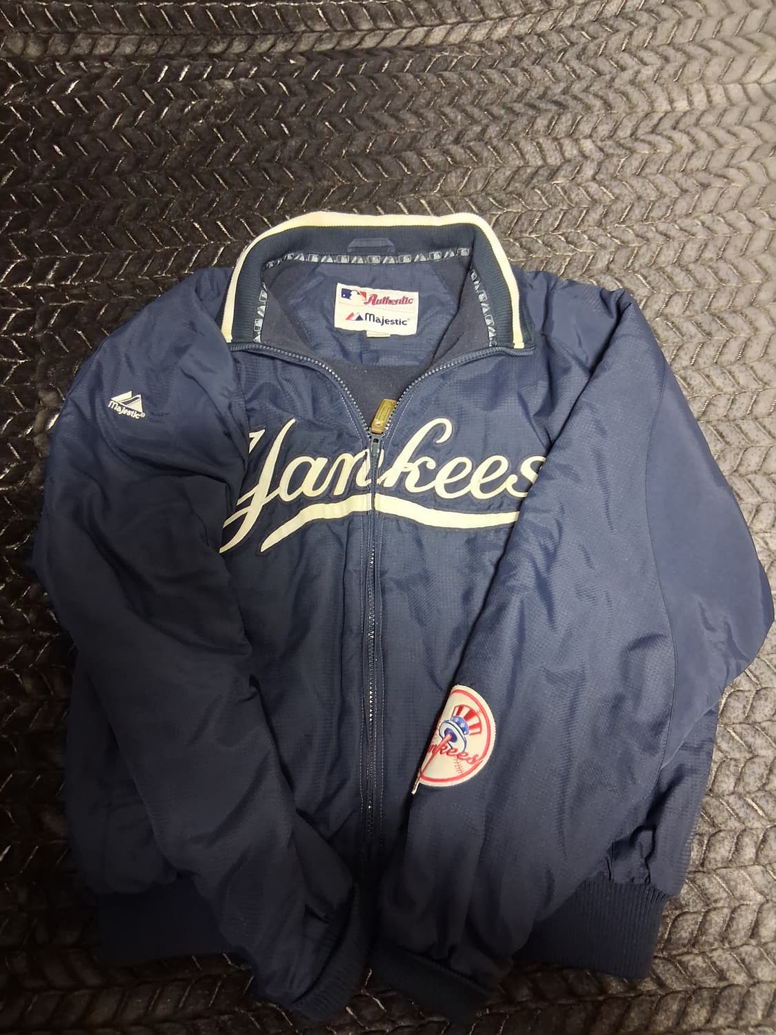 마제스틱 양키스 자켓 (오왼 착용 제품) 상품이미지1