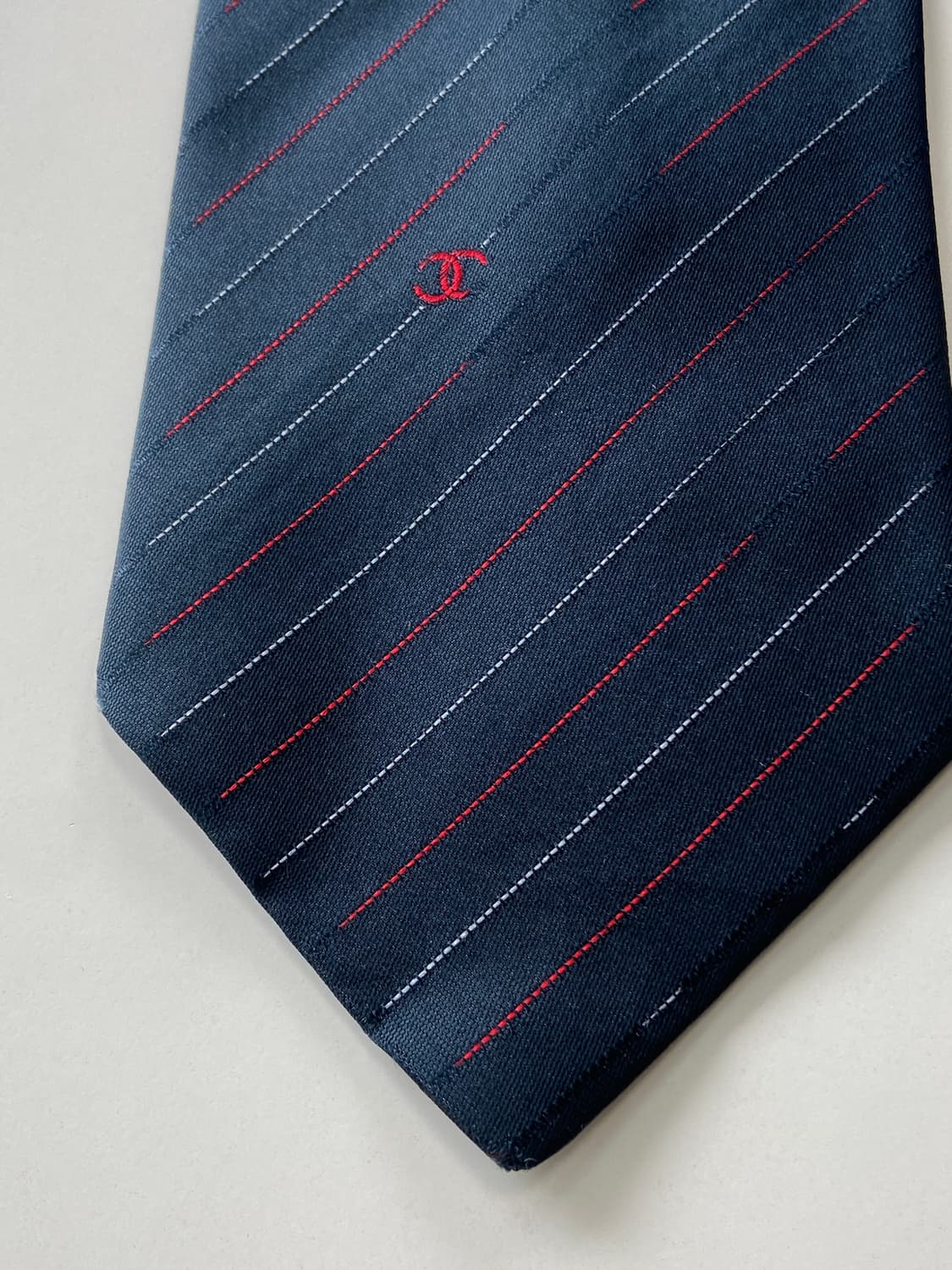 샤넬(CHANEL) 명품 정품 심플로고 넥타이 10.6cm 상품이미지4