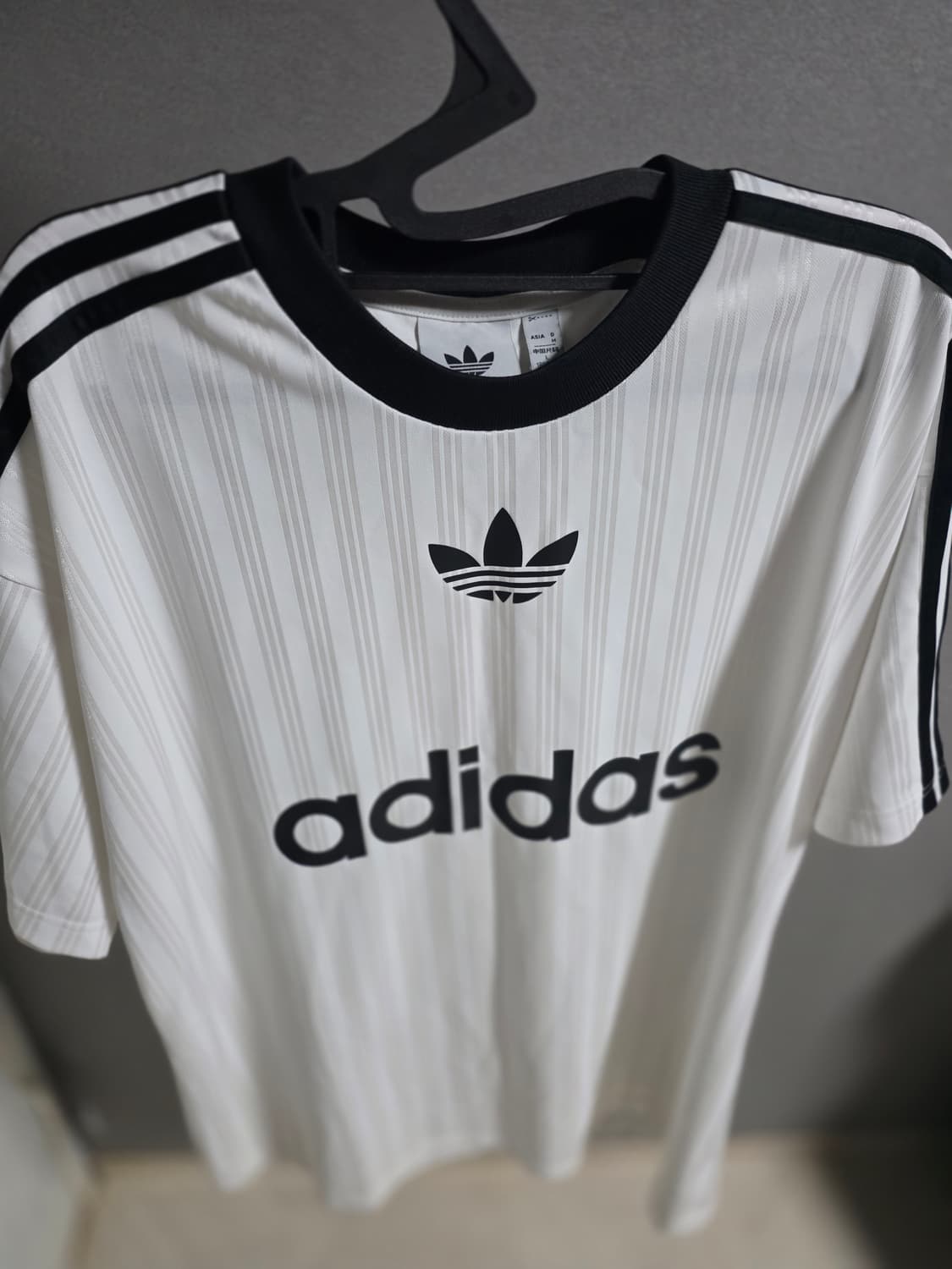 아디컬러 반팔 l사이즈 ㅍㅍ 상품이미지1