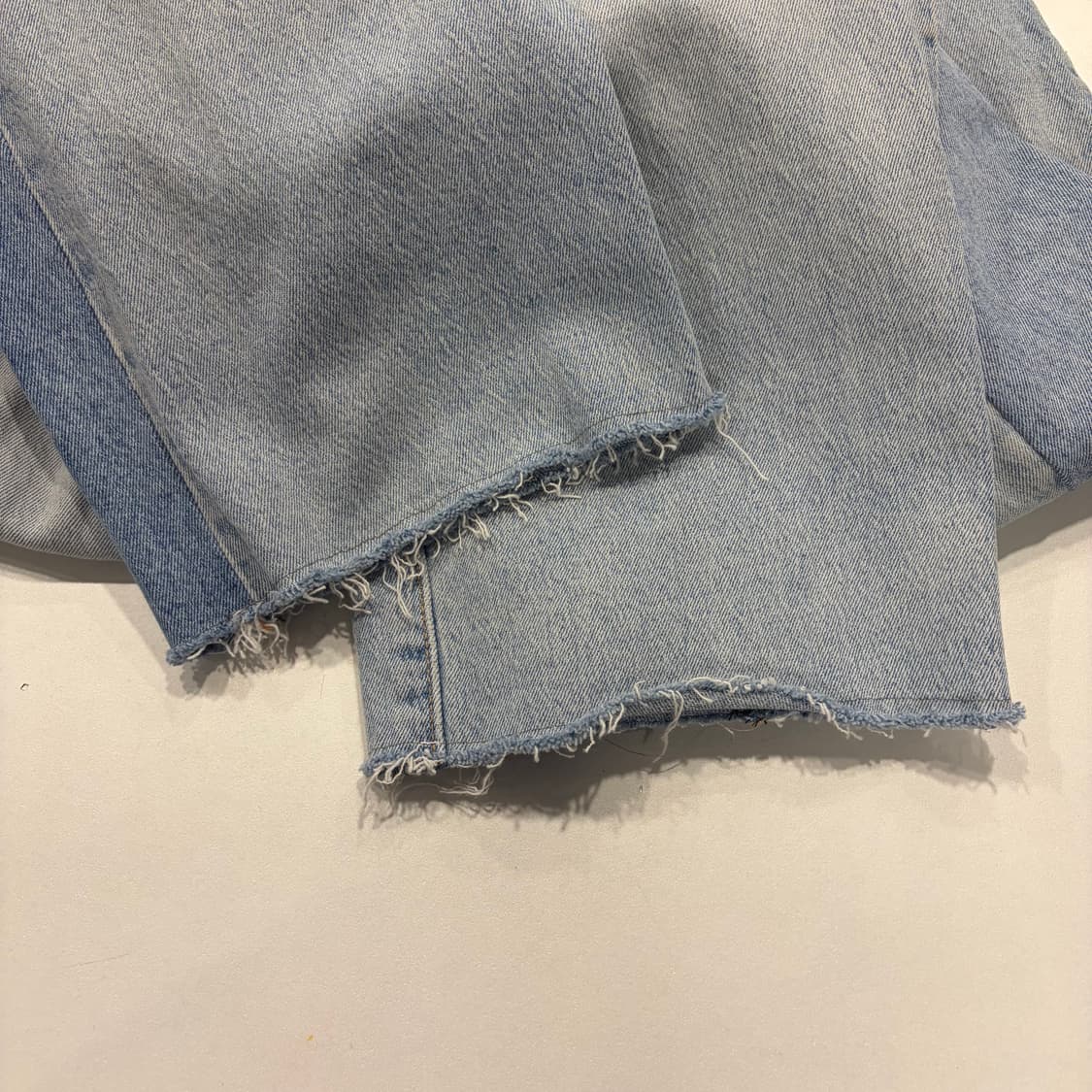 [32] 리바이스 x 올리언스 스토어 501 투톤 데님 팬츠 D403 상품이미지9