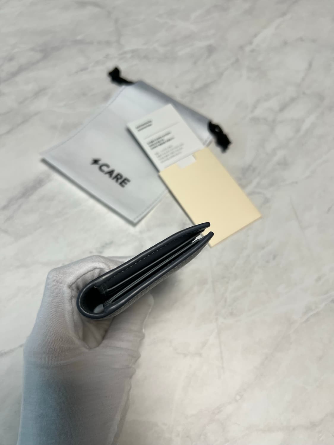 디올 CD 아이콘 버티컬 바이폴드 지갑 상품이미지5