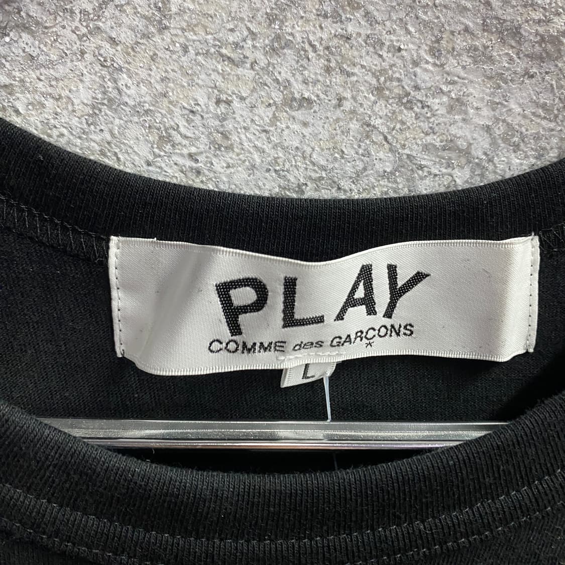 꼼데가르송 블랙하트 와펜 블랙 반팔 B4608 상품이미지5