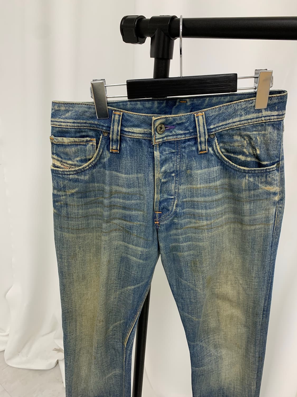 디젤 옐로우워싱 스트레이트진 상품이미지3