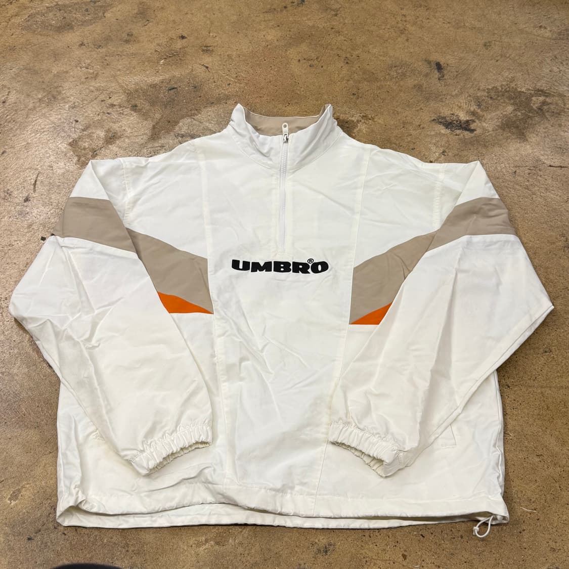 [정품/95] 엄브로 화이트 컬러 블록 하프집업 b18 상품이미지2