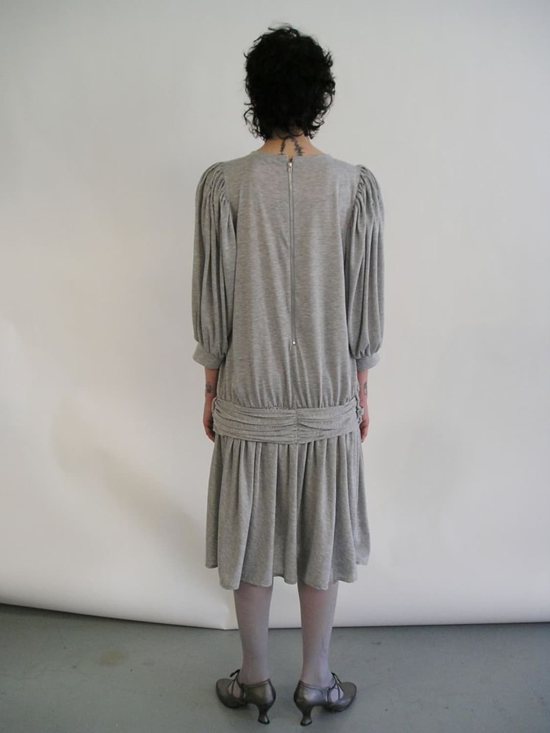 Art Nouveau Dress - gray 상품이미지2