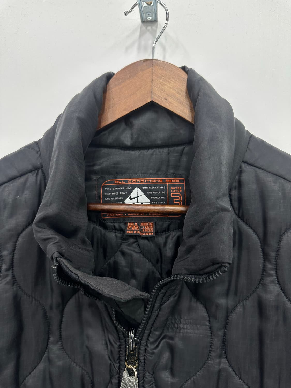 나이키 블랙 acg 경량패딩  상품이미지2